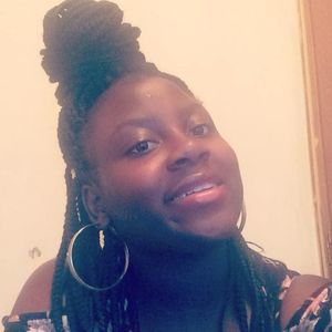 Meet your Posher, Davette